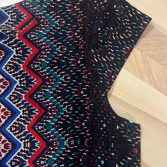 Multicolor Patterned Dress - Picture 3 of 4